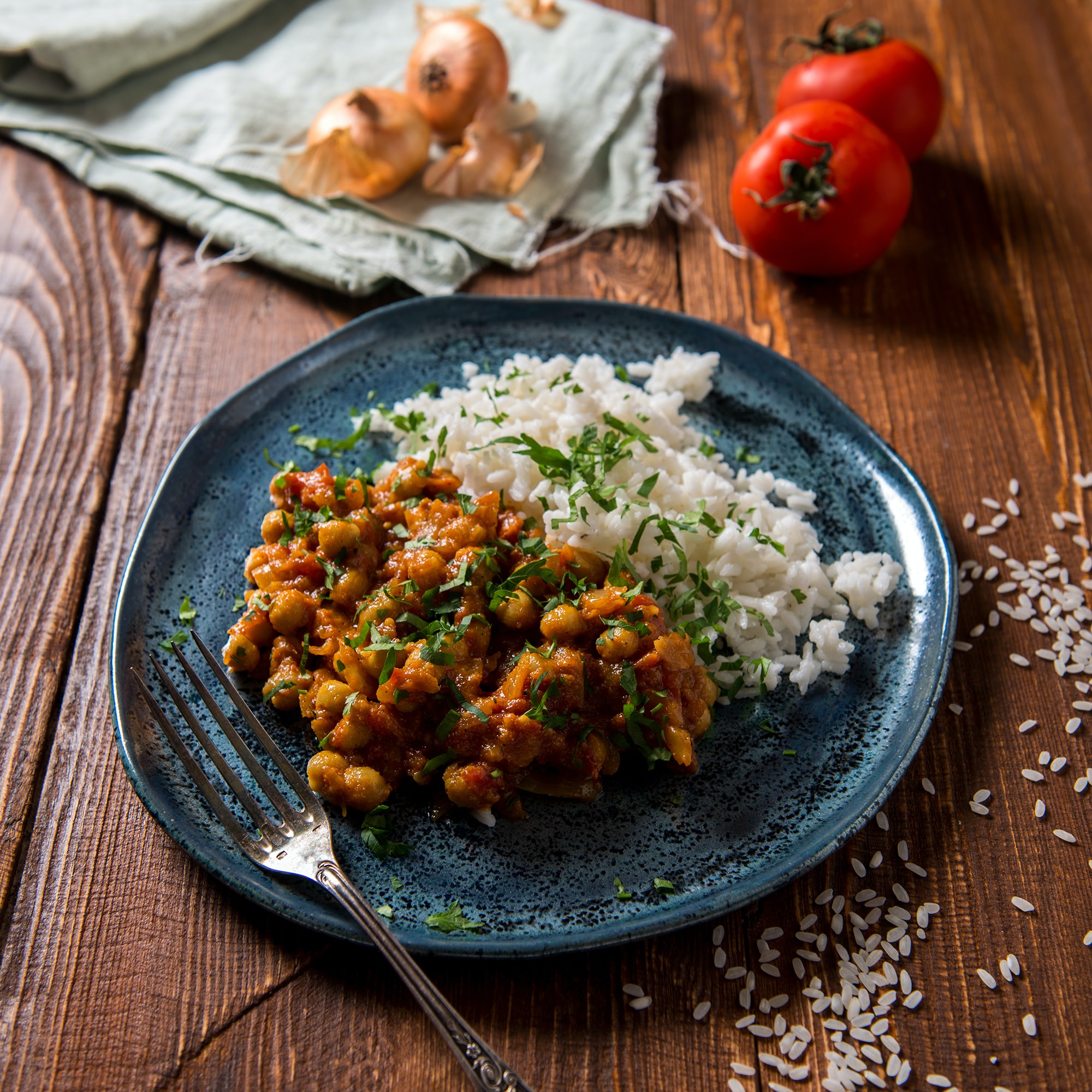 Easy Chole Masala (Vegan Chickpea Curry Recipe)